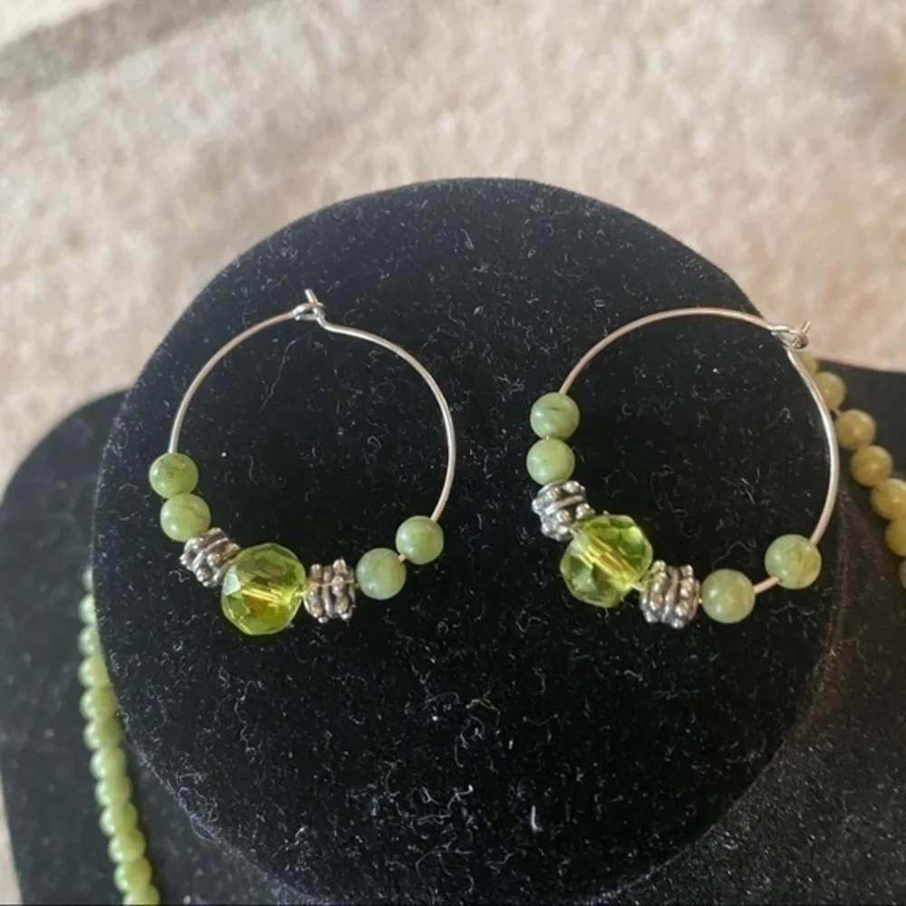 Beautiful green beaded necklace and hoop earrings
